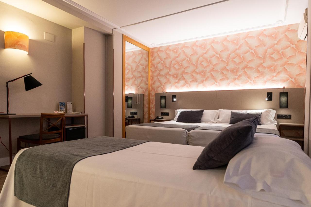 Hotel Castilla Vieja Παλένθια Εξωτερικό φωτογραφία