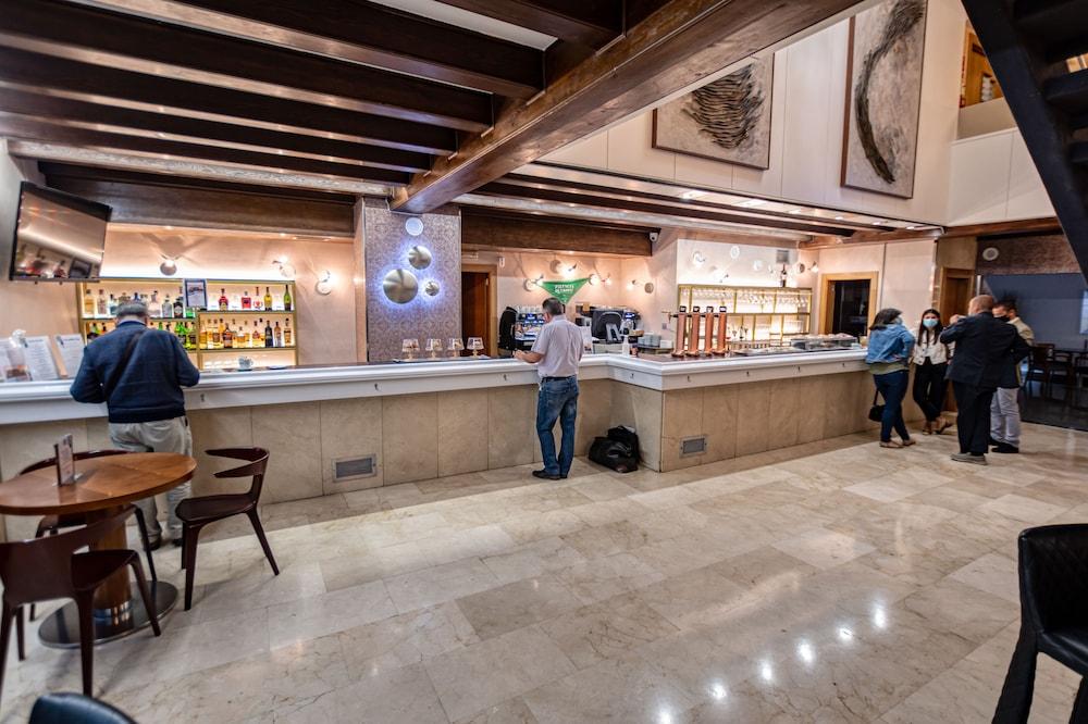 Hotel Castilla Vieja Παλένθια Εξωτερικό φωτογραφία