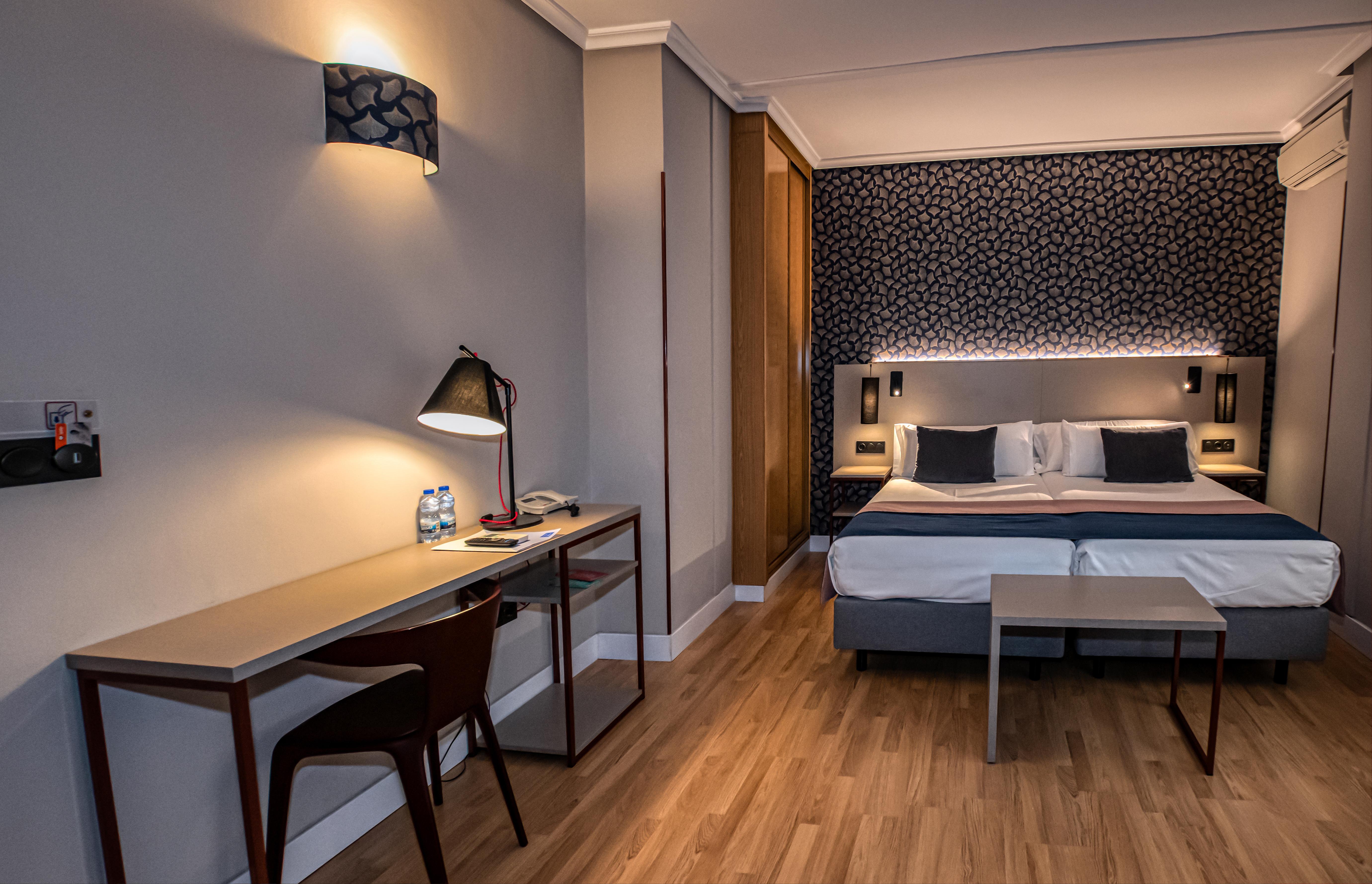 Hotel Castilla Vieja Παλένθια Εξωτερικό φωτογραφία