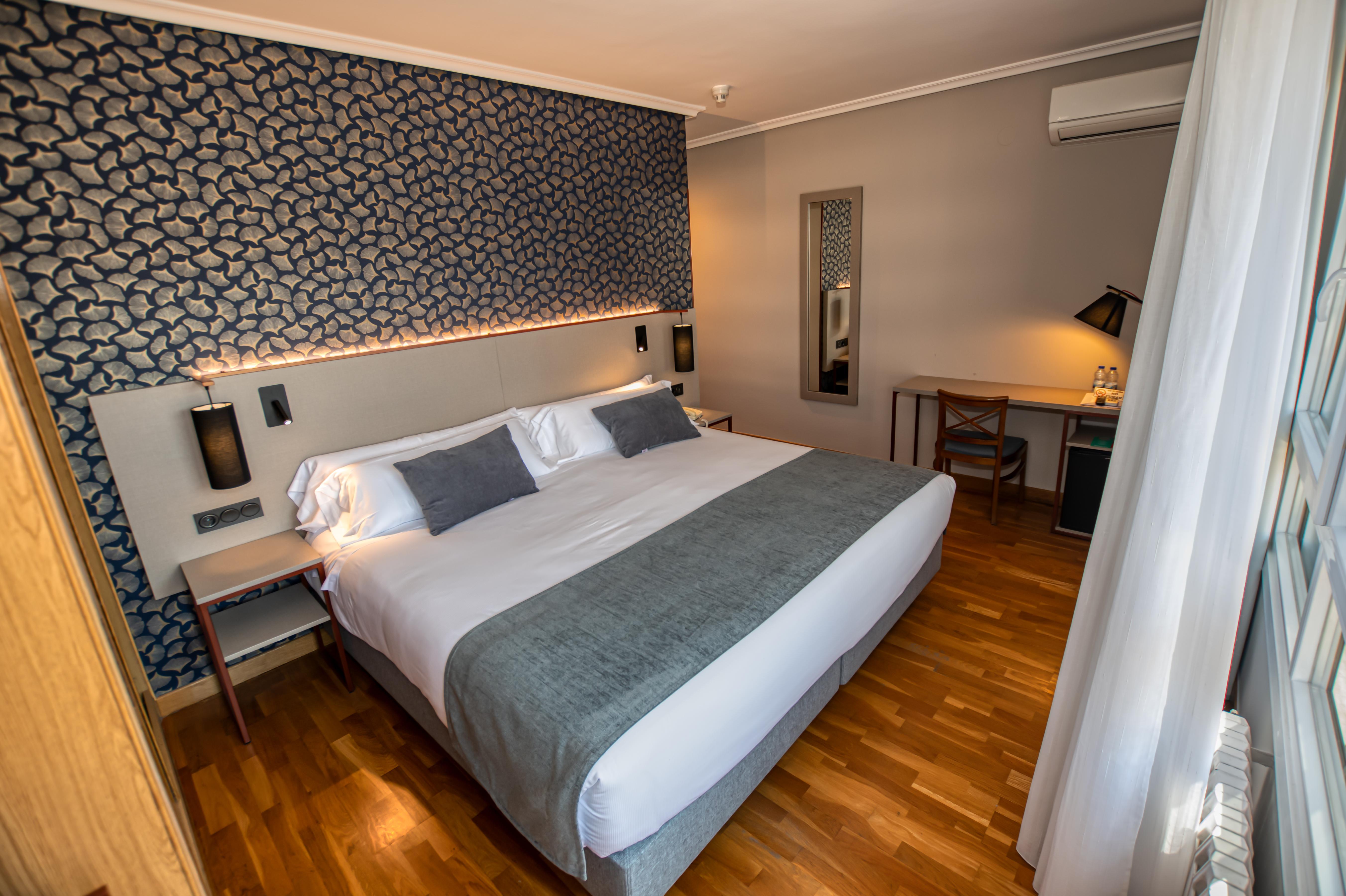 Hotel Castilla Vieja Παλένθια Εξωτερικό φωτογραφία